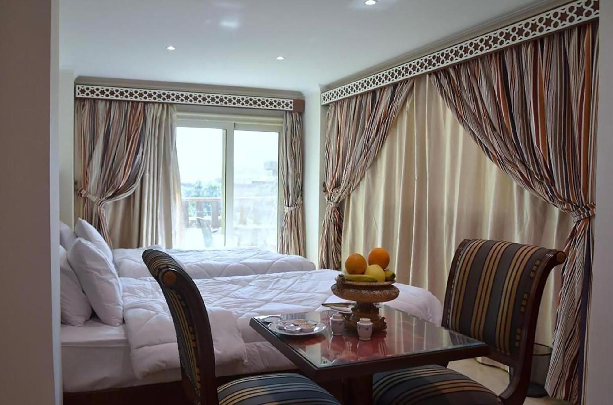 Flower Pyramids Inn Kafret el-Gabal 外观 照片