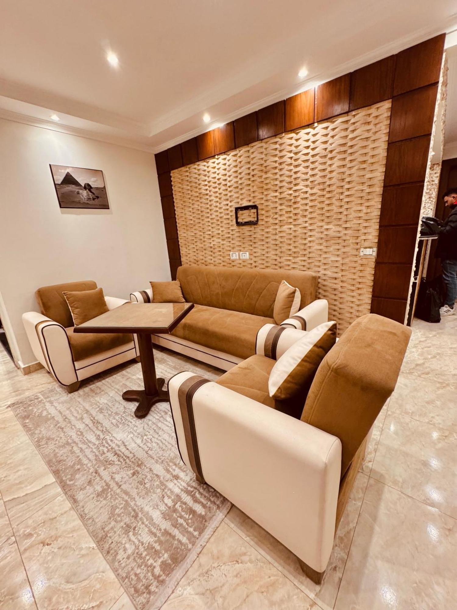 Flower Pyramids Inn Kafret el-Gabal 外观 照片