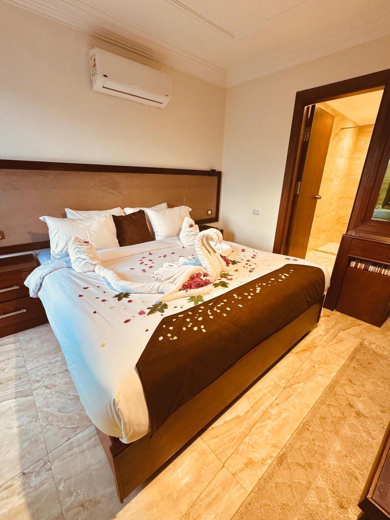 Flower Pyramids Inn Kafret el-Gabal 外观 照片